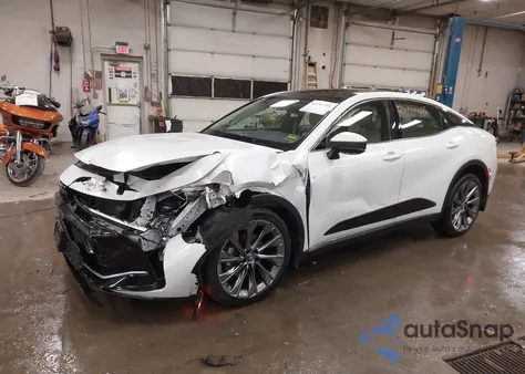 2024 Toyota Crown Limited z USA, uszkodzony, nr VIN JTDAAAAF2R3025374